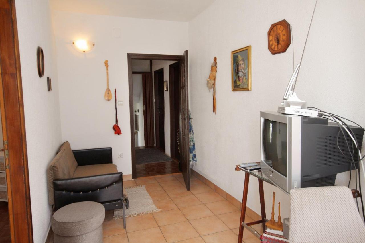 Apartments By The Sea Novi Vinodolski - 5558 Exterior photo